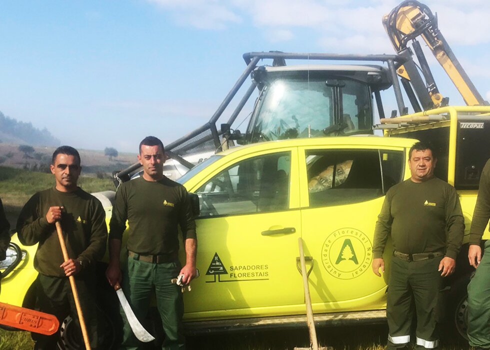 Sapadores mirandela 1 980 700