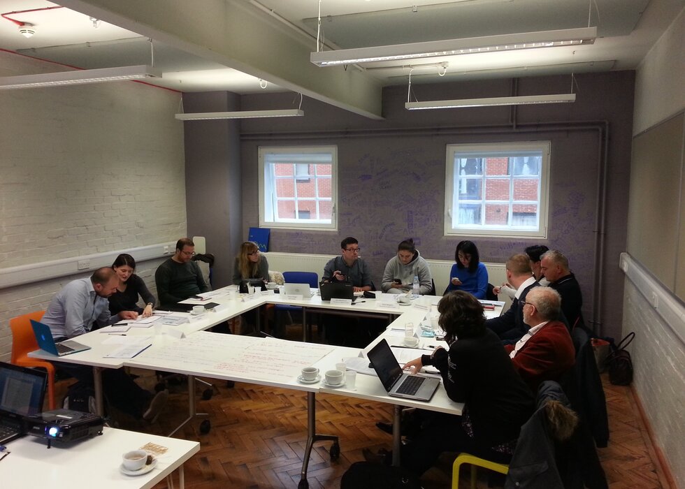 Egpis londres 1 980 700